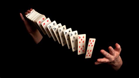 How To Do Card Tricks - How to Become a Magician