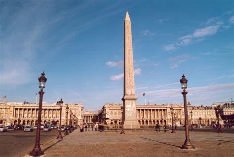 Place De La Concorde, The Most Famous Square in Paris - Traveldigg.com