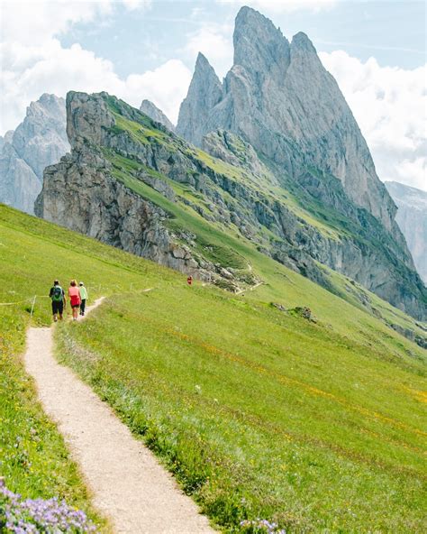 A Guide to Hiking Seceda, Dolomites | taverna travels