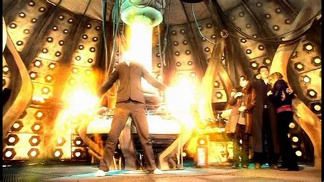 Doctor Who Regeneration Sound FX Extended - YouTube