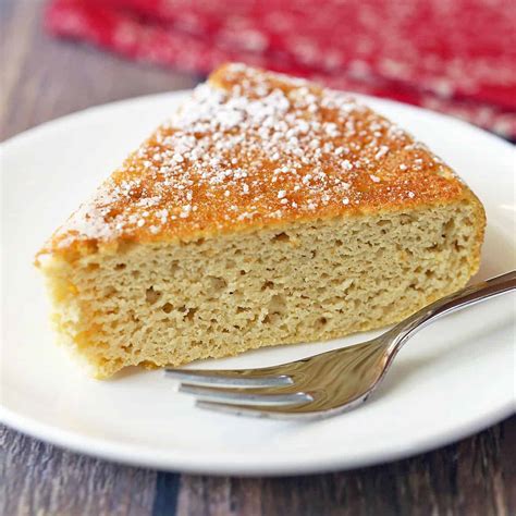 Fluffy Almond Flour Cake - Healthy Recipes Blog