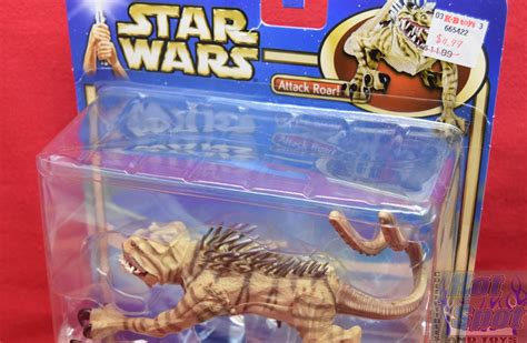 Hot Spot Collectibles and Toys - Attack of the Clones Nexu Attack Roar Figure