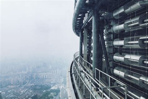 Awe-Inspiring “Shanghai Tower” Skyscraper Honored as the Architectural Design of the Year