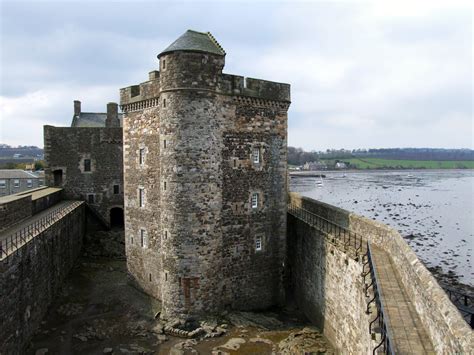 Blackness Castle built in the 1400s and sits on the banks of the Firth ...