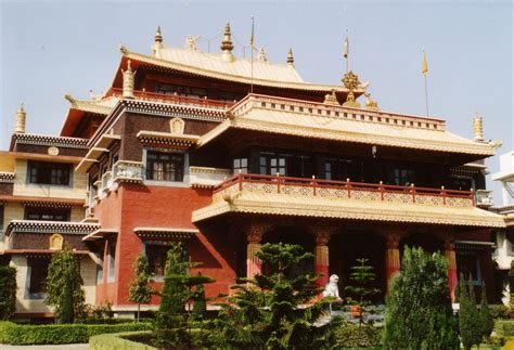 Wat Thai Sarnath Temple, Uttar Pradesh, India - Heroes Of Adventure