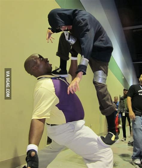 L4D2 Hunter and Coach Cosplay - 9GAG