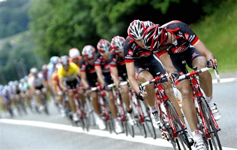 Road Bikes Wallpapers - Wallpaper Cave | Cycling race, Cycling, Racing ...