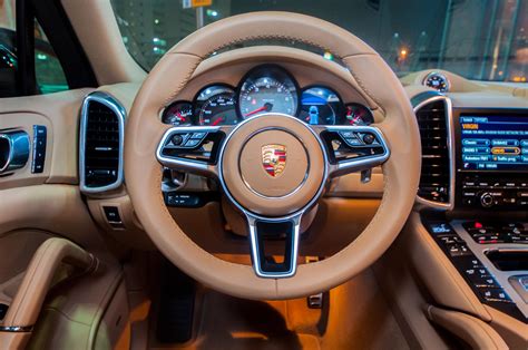 Porsche Cayenne Interior 2015