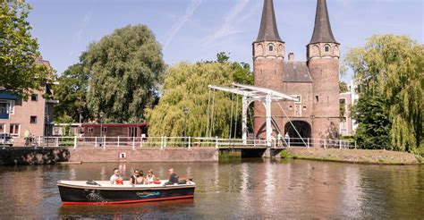 Delft: Open Boat Canal Cruise With Skipper