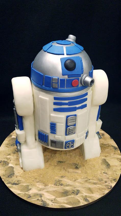 R2D2 Cake - Decorated Cake by ShelleySugarCreations - CakesDecor