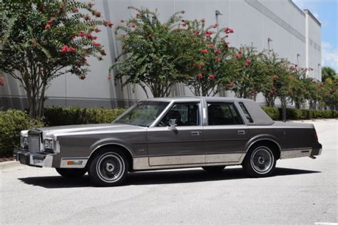 1988 Lincoln Town Car - Cartier edition - 44,000 miles for sale in Orlando, Florida, United ...