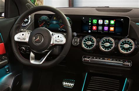 2022 Mercedes-Benz GLA Interior | Dimensions | Features | %di_name%%