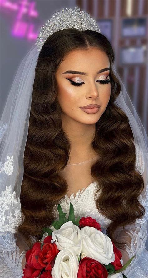 Romantic Hair Colour Ideas For Wedding-Day Glamour : Dark Pecan Brown