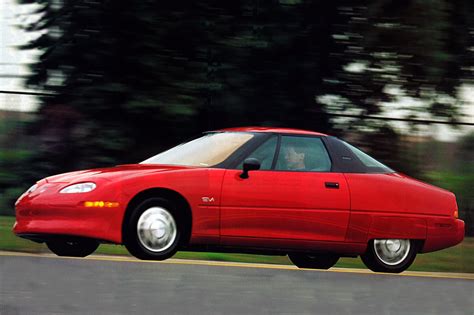 Throwback Thursday: 1996 General Motors EV1 first drive | Autocar