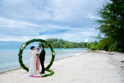 Best Secluded Wedding Locations in Tahiti: Up For A Fakarava Wedding?