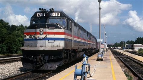 Amtrak’s Star-Crossed Giant - We Are Railfans