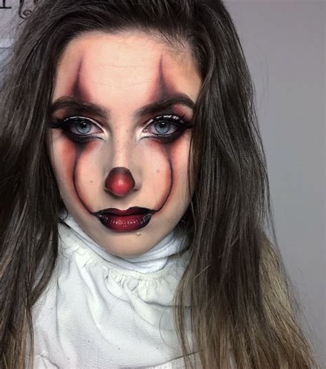 Easy Pennywise Makeup