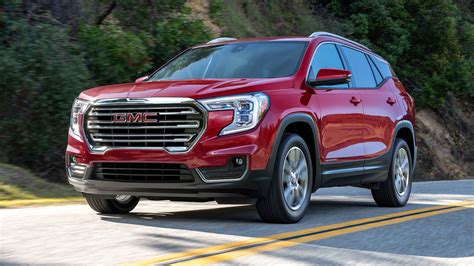 2023 GMC Terrain Photos and Videos - MotorTrend