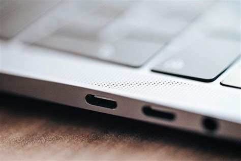 USB-C Laptop Ports Free Stock Photo | picjumbo