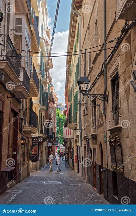 Narrow Street in the Old Town of Palma De Mallorca, Spain Editorial ...