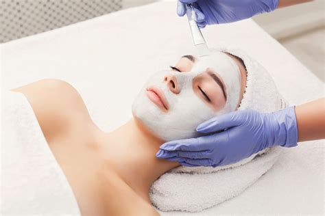 Women's Facial Beauty Treatments - Rijal's Blog