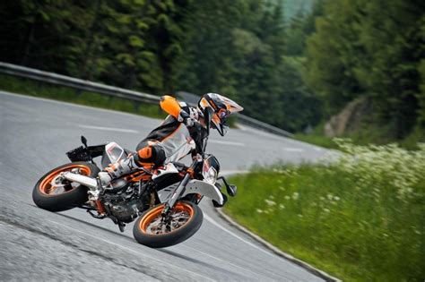 2014 KTM 690 SMC R - Gallery | Top Speed