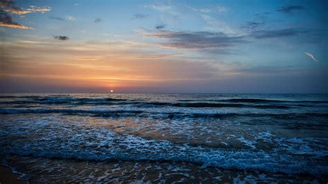 Sea Waves During Sunset Under Blue Cloudy Sky 4K HD Nature Wallpapers ...