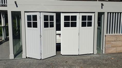 Carriage doors for garage swing out - Builders Villa