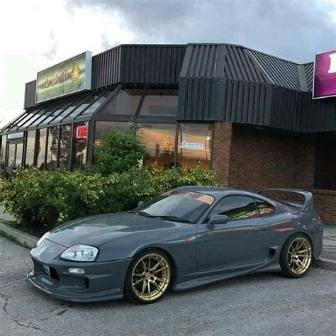 Toyota Supra MK4 in awesome rare color! | Getunte autos, Tuner autos, Japanische autos