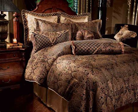 Brown comforters - DecorLinen.com.