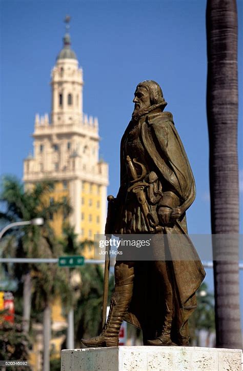 Statue Of Juan Ponce De Leon In Bayfront Park Miami High-Res Stock Photo - Getty Images