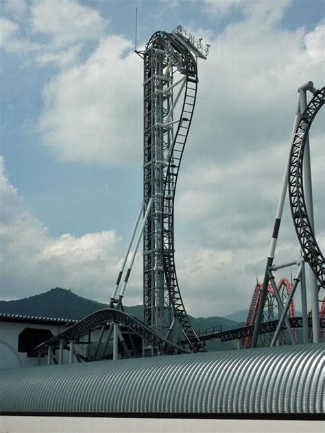 17 Best images about Takabisha: worlds steepest roller coaster on Pinterest | Parks, Roller ...