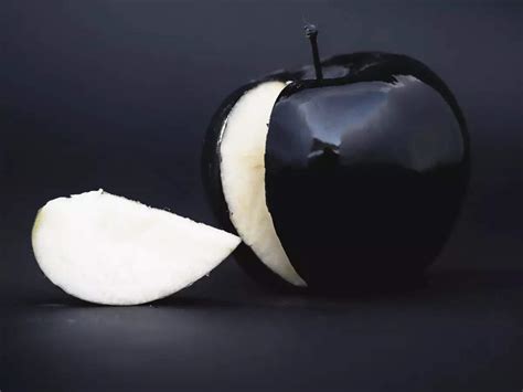 What is Black Diamond Apple, its benefits and why it is so costly