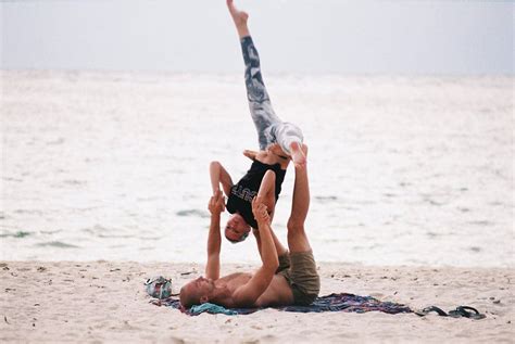 Acro Yoga for Beginners - The Best Acro Yoga Poses To Do With A Partner ...