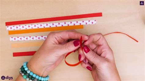 DIY Easy Ribbon Heart for Valentine's Day in 5 Easy Steps