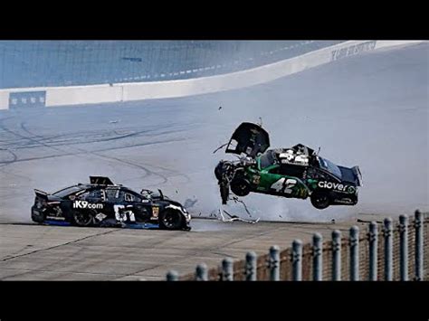 Top 50 NASCAR Crashes of the 2019 Season - Win Big Sports