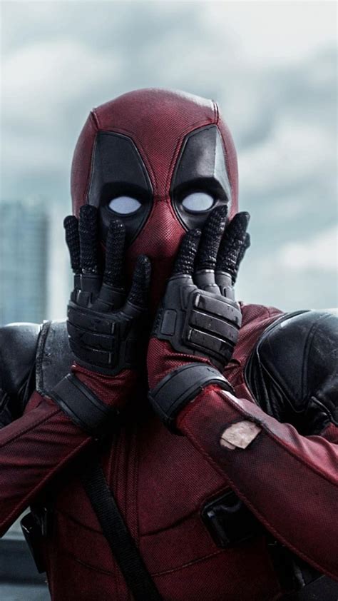 Update more than 69 funny deadpool wallpaper super hot - in.cdgdbentre