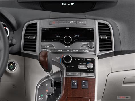 2009 Toyota Venza: 11 Interior Photos | U.S. News