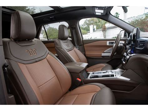 2023 Ford Explorer: 30 Interior Photos | U.S. News