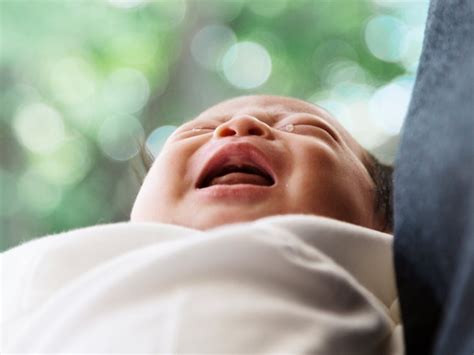 When Do Babies Get Tears? Your Newborn May Cry Without Them