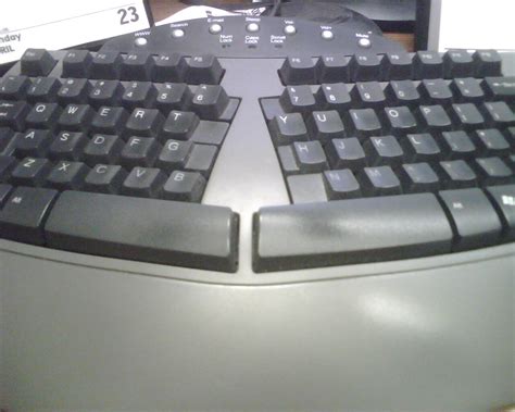 Ergonomic keyboard - Wikipedia