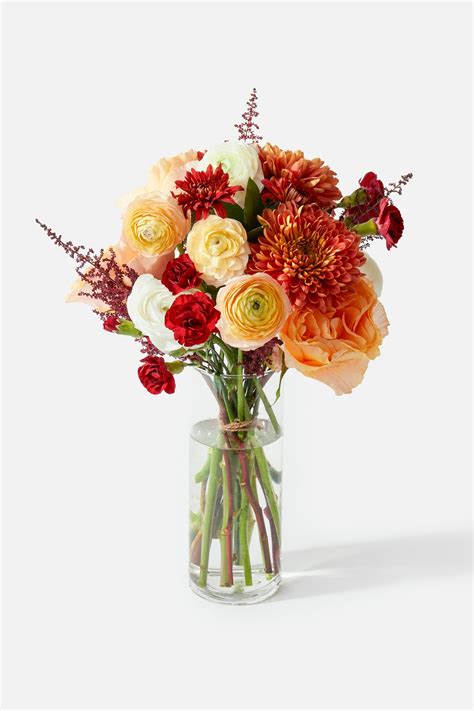 10 Elegant Fall Flower Arrangements to Impress Your Guests