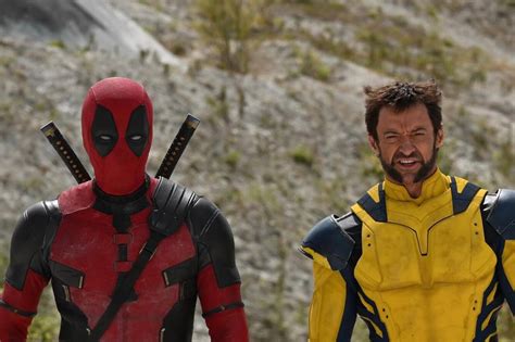 First Look at Hugh Jackman as Wolverine Wearing X-Men Suit in Deadpool ...