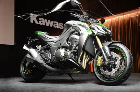 Kawasaki Z1000, Ninja 1000 launched at Rs 12.5 lakh - Autocar India