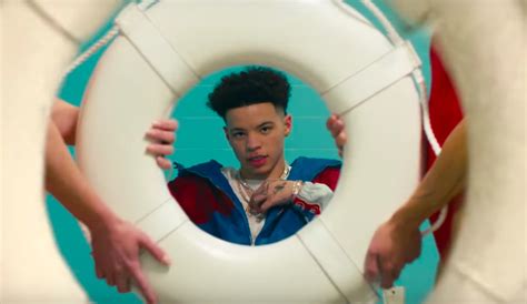 Lil Mosey Hosts Epic Pool Party In "Blueberry Faygo"