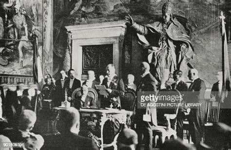 Benito Mussolini Speech Photos and Premium High Res Pictures - Getty Images