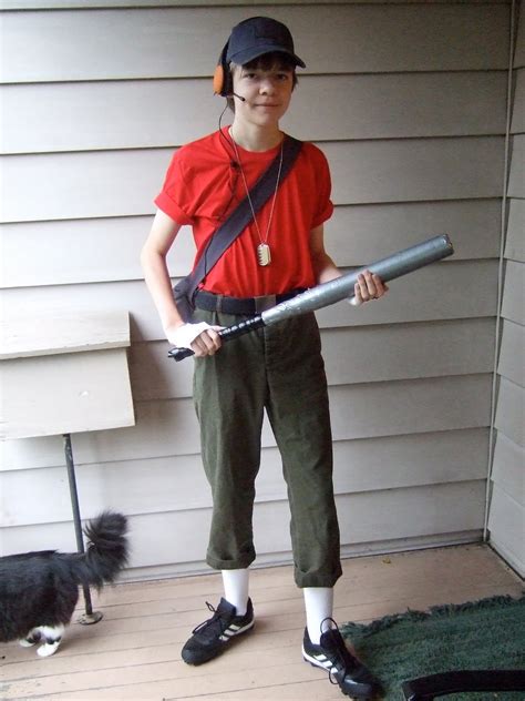 Laurie's Costumes: 2008 Cosplay: Team Fortress 2, Scout