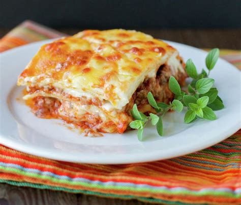 Lasagna with White Sauce and Bolognese - Pilar's Chilean Food & Garden