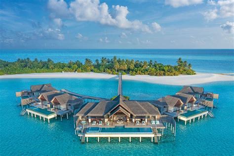 19 Best Family Resorts in the Maldives [Top Hotels For Kids]