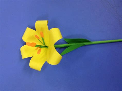 How to make lily paper flower, Easy origami flowers for beginners making, DIY-Paper Crafts